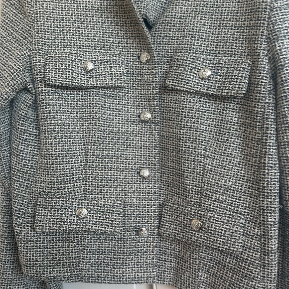 2 piece blazer and skirt set - Picture 6 of 8